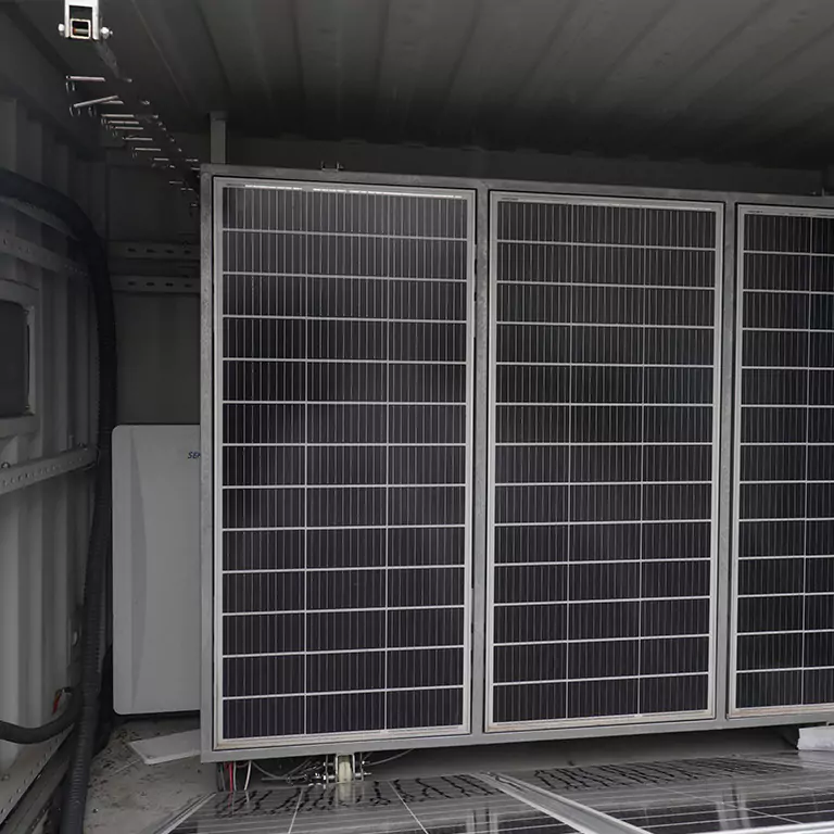 Foldable power generation and energy storage warehouse
