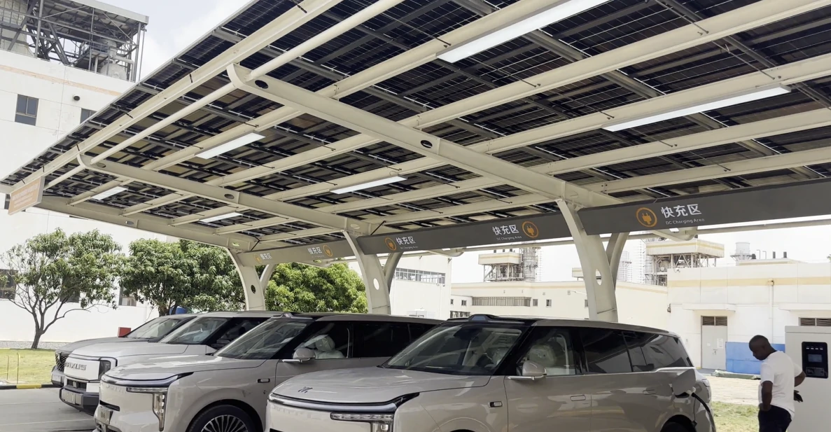 Ghana 50 kWp + 125 kW/261 kWh Grid-Connected Solar-Storage-EV Charging System